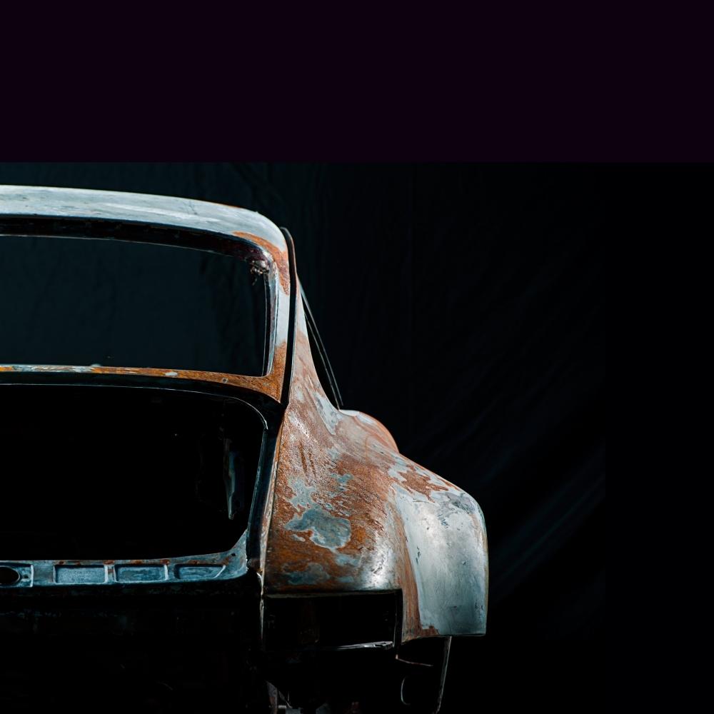 Photographs of deconstructed Porsche | Juan Fernando Ayora